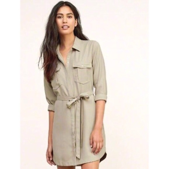 Abercrombie & Fitch Dresses & Skirts - Abercrombie & Fitch tan, button up, midi dress size XS